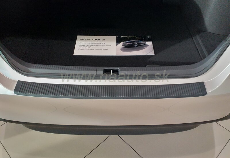 Nášľap kufra Toyota Camry 18R Nášľap kufra Toyota Camry 18R